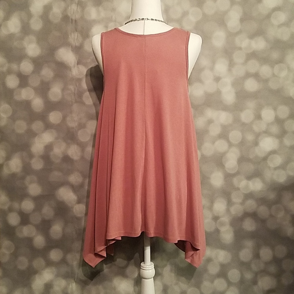 BARE ANTHOLOGY (CHERISH) Sleeveless Tunic - Picture 2 of 5